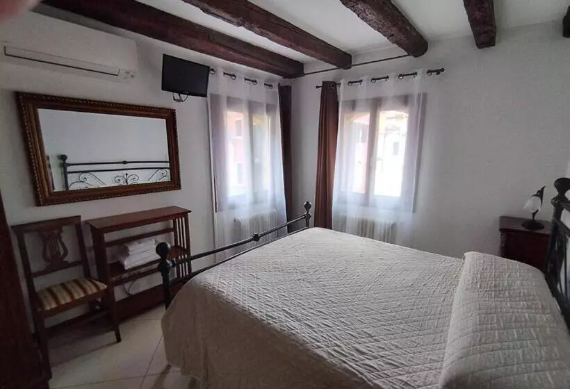 Sweet Venice   Rooms & Apartments