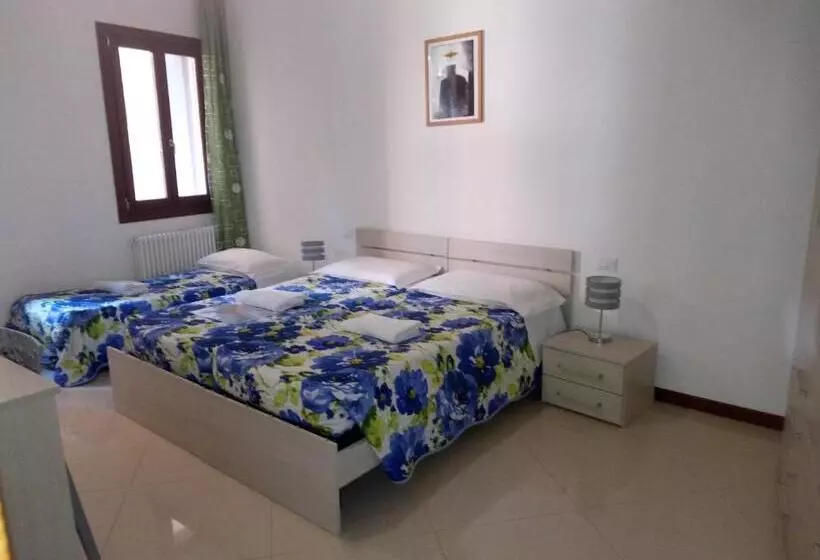 Sweet Venice   Rooms & Apartments