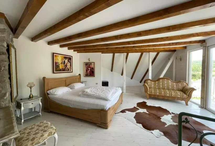 Garni Hotel Oblačinsko Jezero