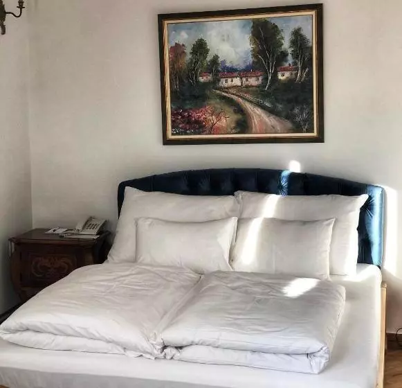 Garni Hotel Oblačinsko Jezero