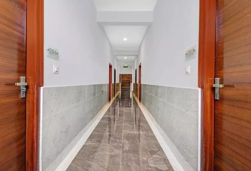 ホテル Treebo Trend Shri Aprameya Resort