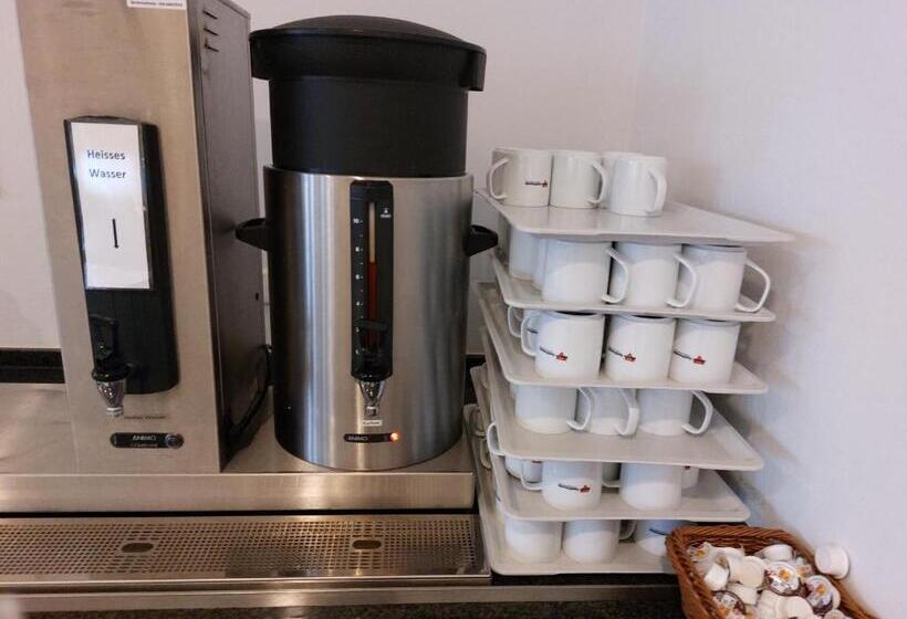 Retkeilymaja Cvjm Freizeithaus Ms Waterdelle