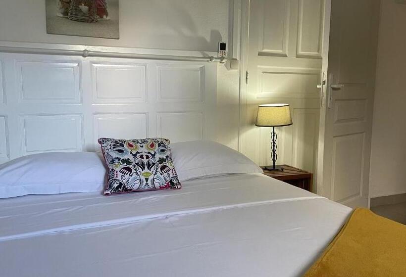 تختخواب و صبحانه River Side