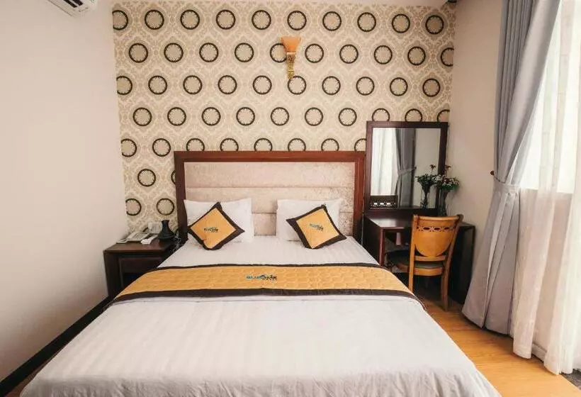 Hotel Blue Star