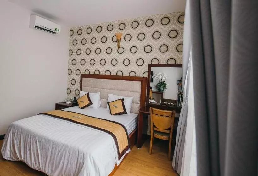 Hotel Blue Star
