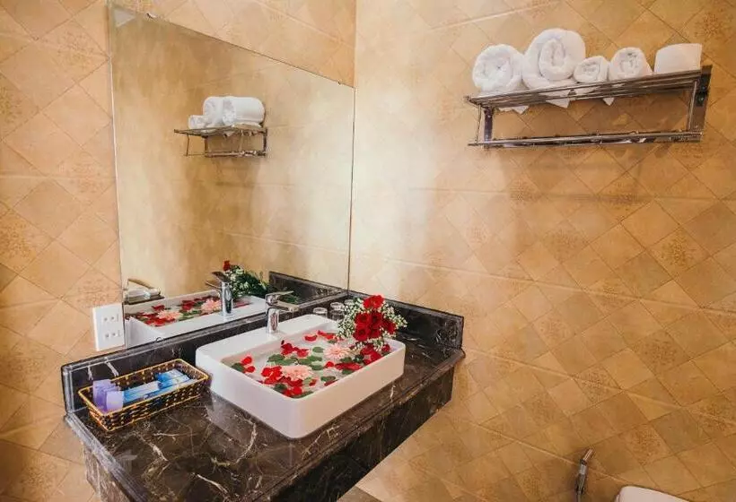Hotel Blue Star