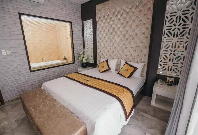 Hotel Blue Star