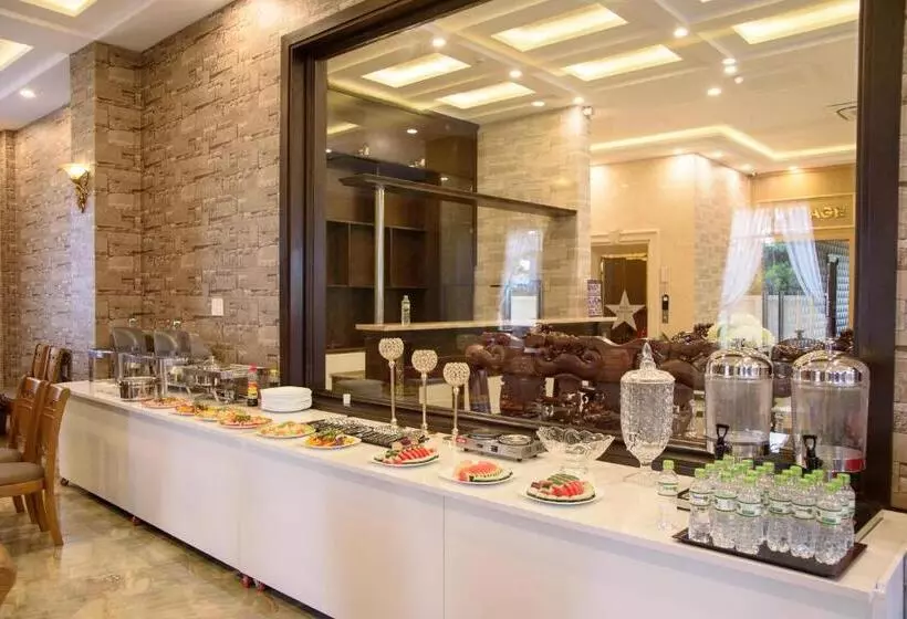 Hotel Blue Star