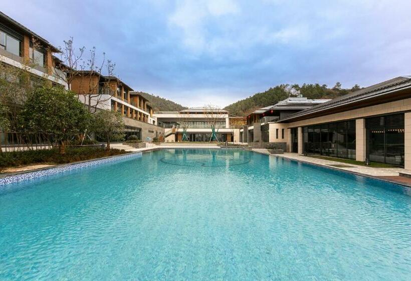 Отель G Luxe By Gloria Taimei Suzhou