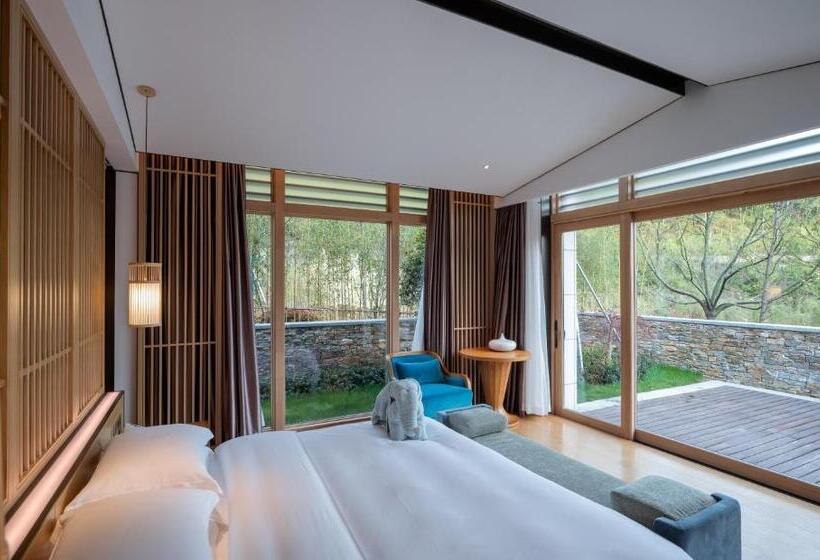 Отель G Luxe By Gloria Taimei Suzhou