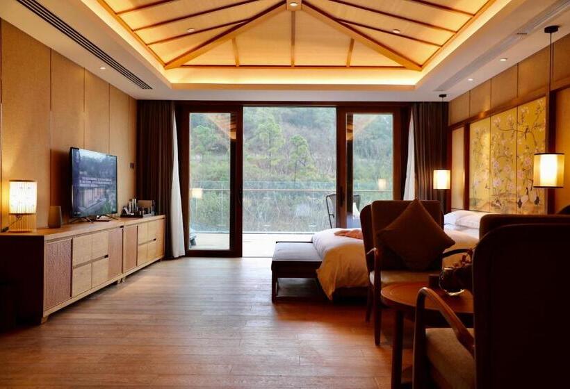 Отель G Luxe By Gloria Taimei Suzhou