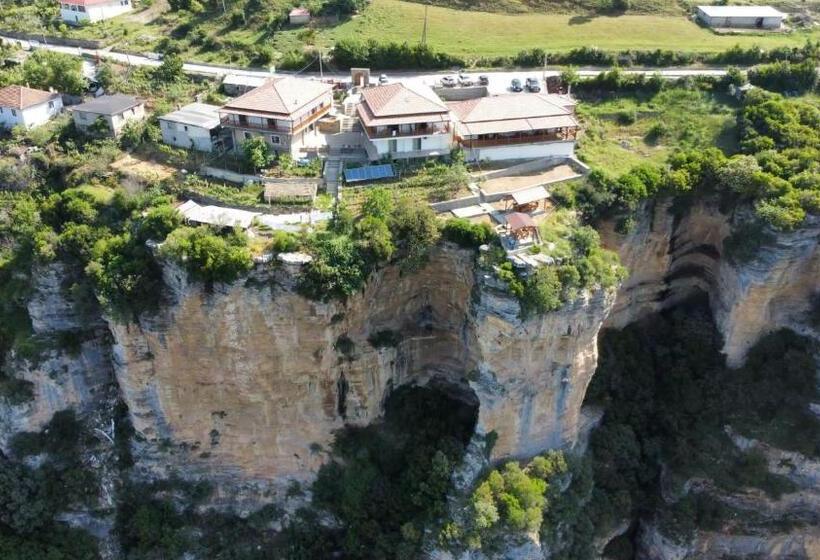 پانسیون Guest House Bracaj