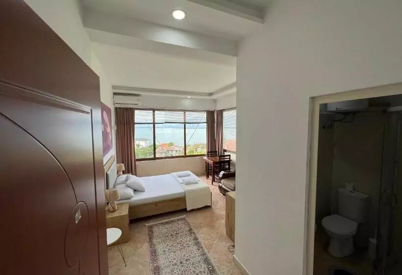پانسیون Iart Residence