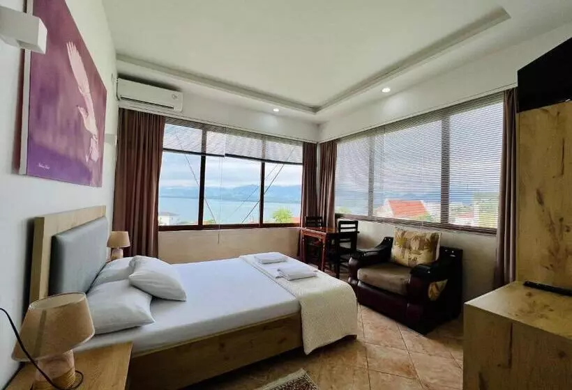 پانسیون Iart Residence