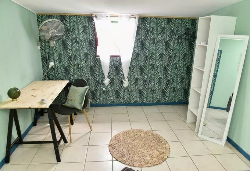 پانسیون La Maison Des Oeillets Aéroport Roland Garros