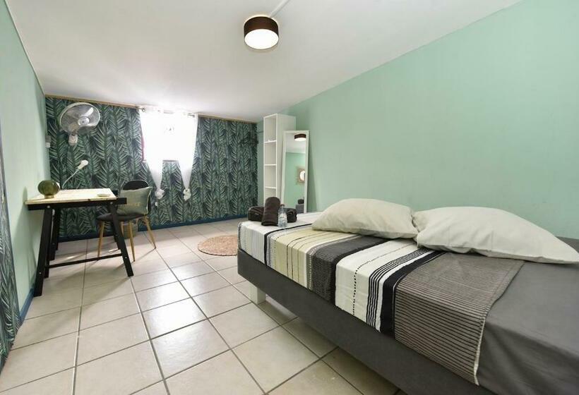 پانسیون La Maison Des Oeillets Aéroport Roland Garros