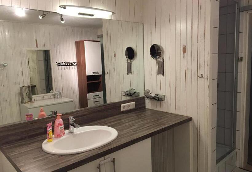 Bed and Breakfast Buchlindenweg Zimmer & Ferienwohnung