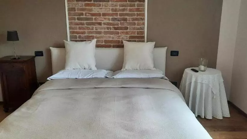 Aamiaismajoitus (B&B) Cà Trifolera Barbaresco   Romantico Cascinale Con Antica Cantina Nel Cuore Delle Langhe   Degustazio