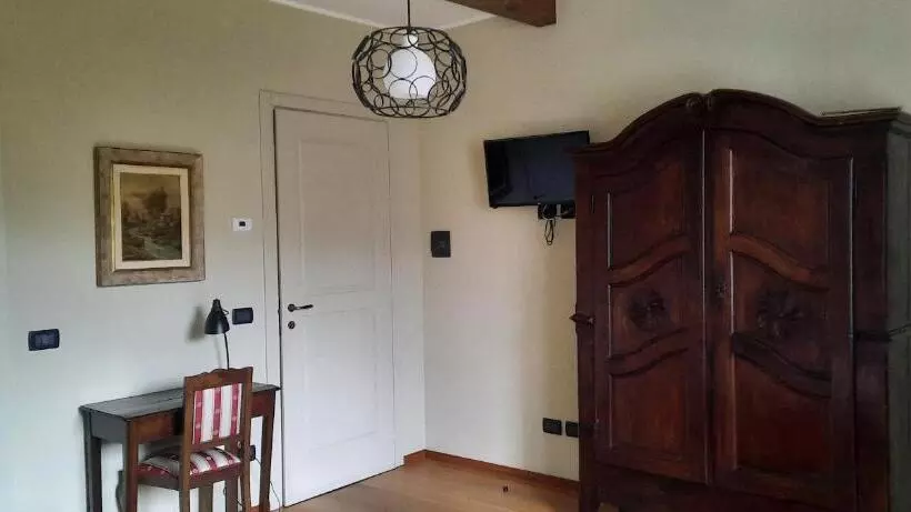 Aamiaismajoitus (B&B) Cà Trifolera Barbaresco   Romantico Cascinale Con Antica Cantina Nel Cuore Delle Langhe   Degustazio