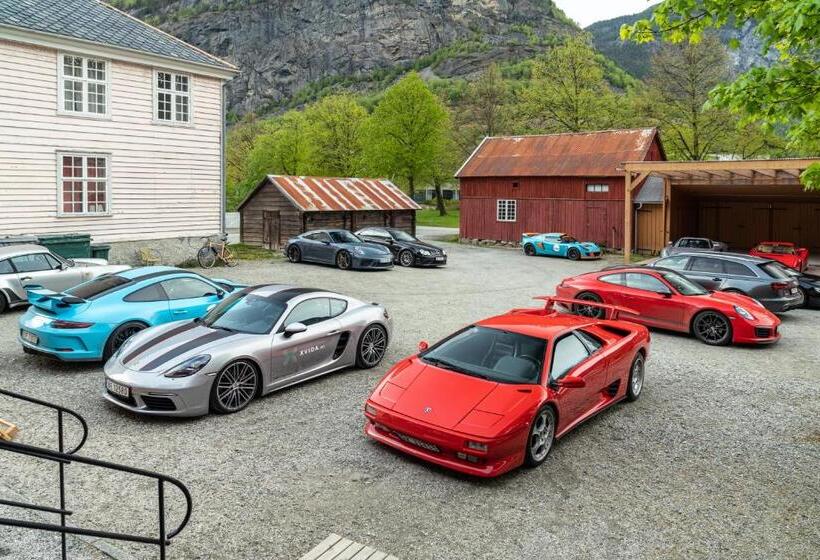 فندق Lærdalsøren Motor Guesthouse