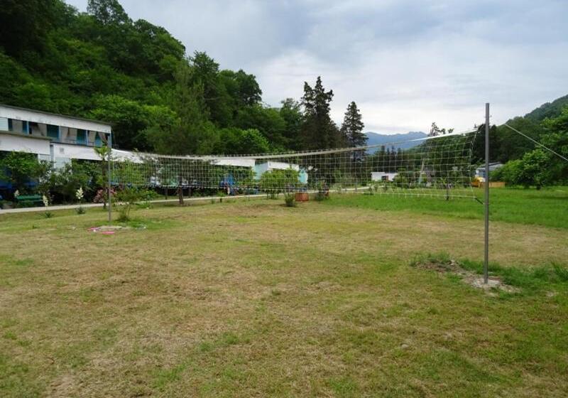 هاستل золотая бухта база отдыха