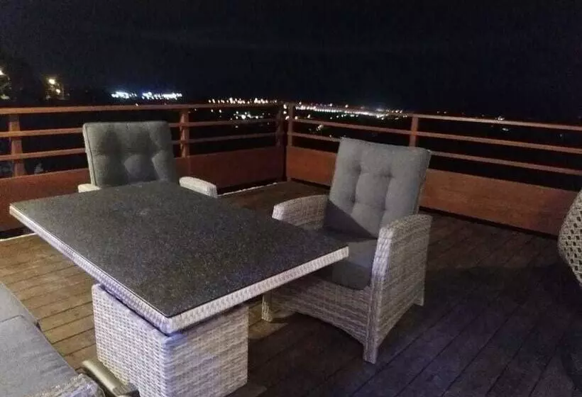 تختخواب و صبحانه Villa Des Remparts