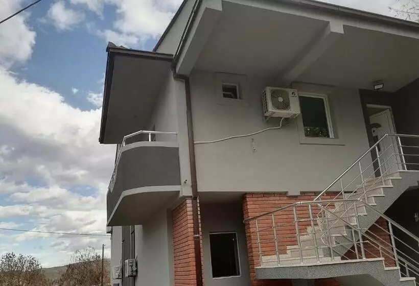 Hostel „ж