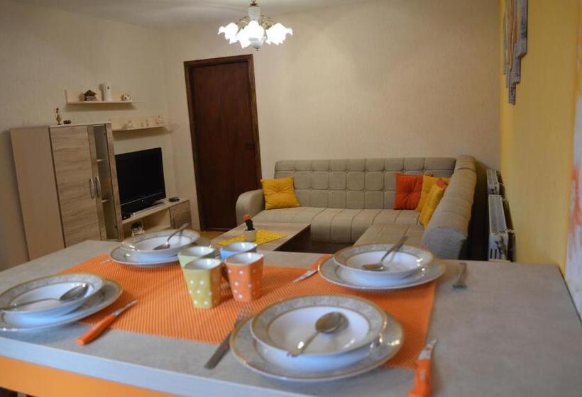 مُتل Etno Restoran Ranc