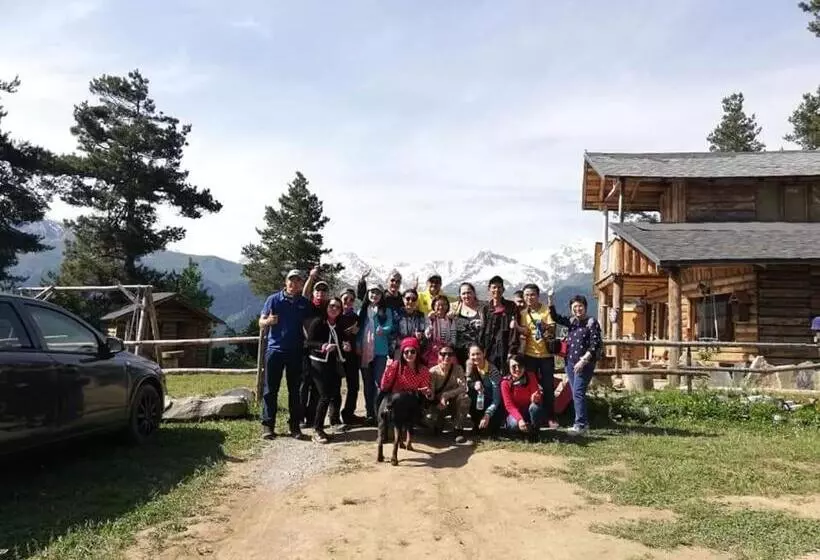 پانسیون Heshkili Huts Svaneti