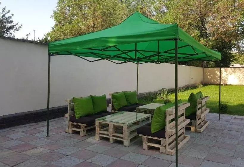 پانسیون Prime Time Guest House