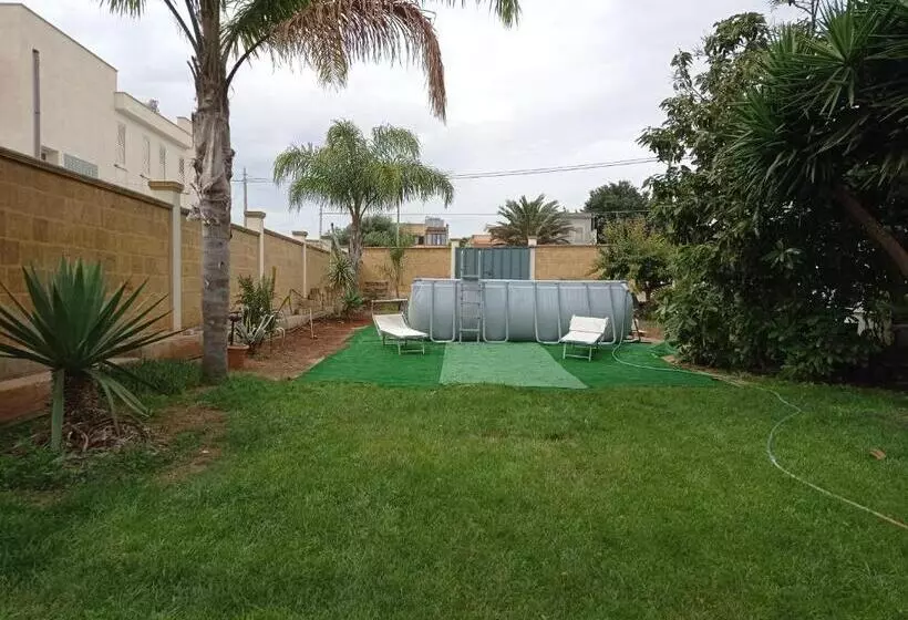 پانسیون Villa Angela