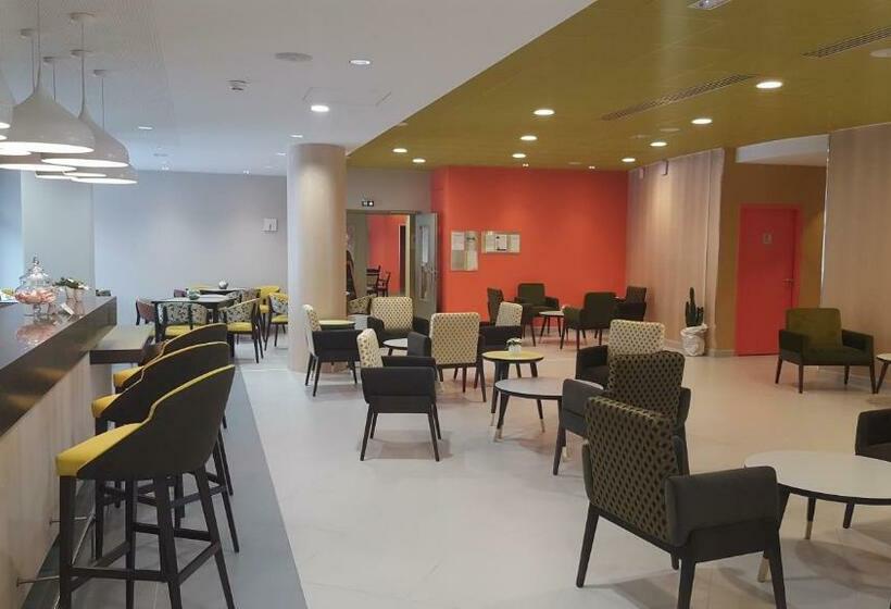 Résidence Séniors Domitys Les Hautes Feuilles