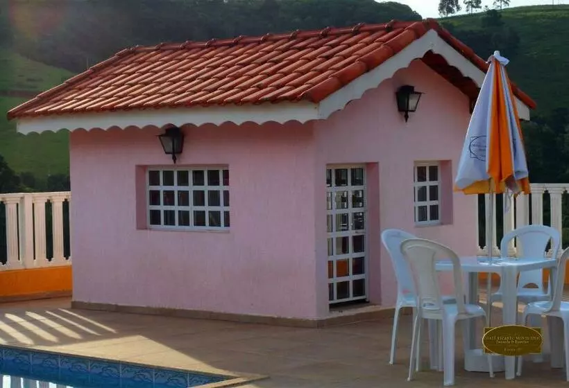 Retkeilymaja Chalé Recanto Monte Sinai