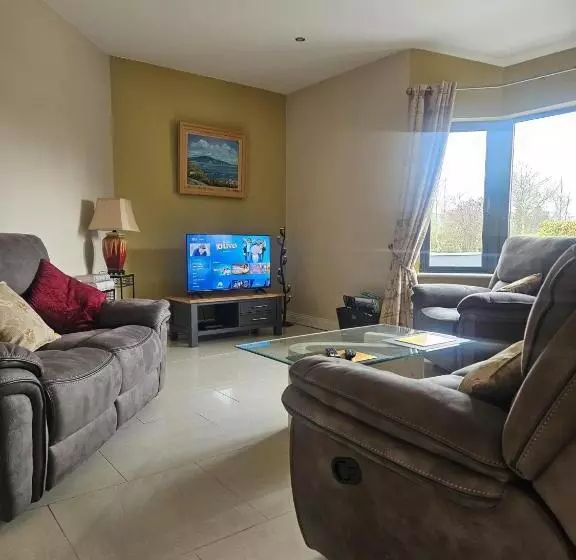 Aamiaismajoitus (B&B) Ard Aoibhinn Roscommon