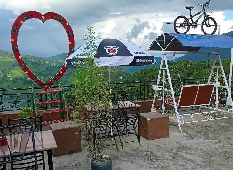 پانسیون Begnas Coffee House &