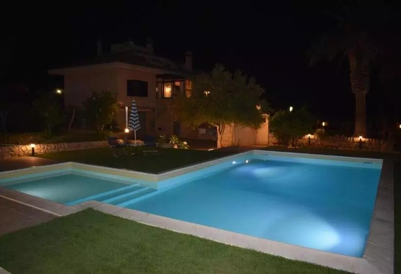 Majatalo Villa Ina