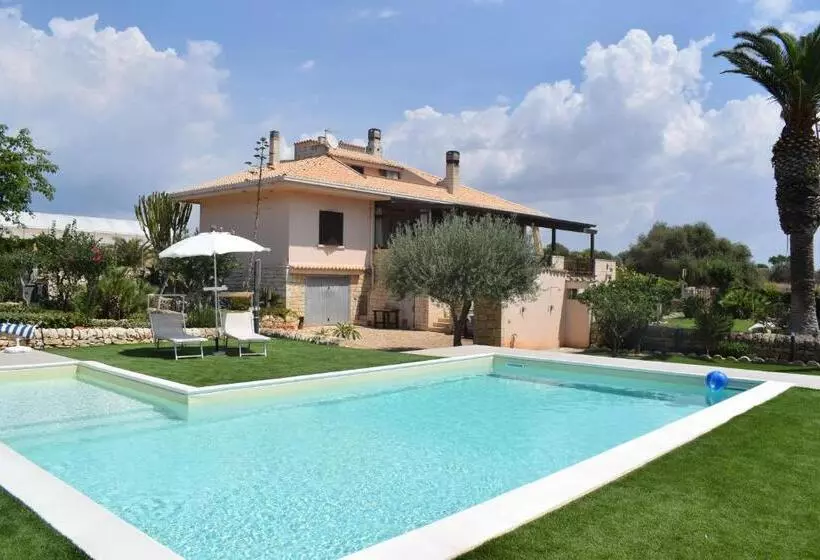 Majatalo Villa Ina