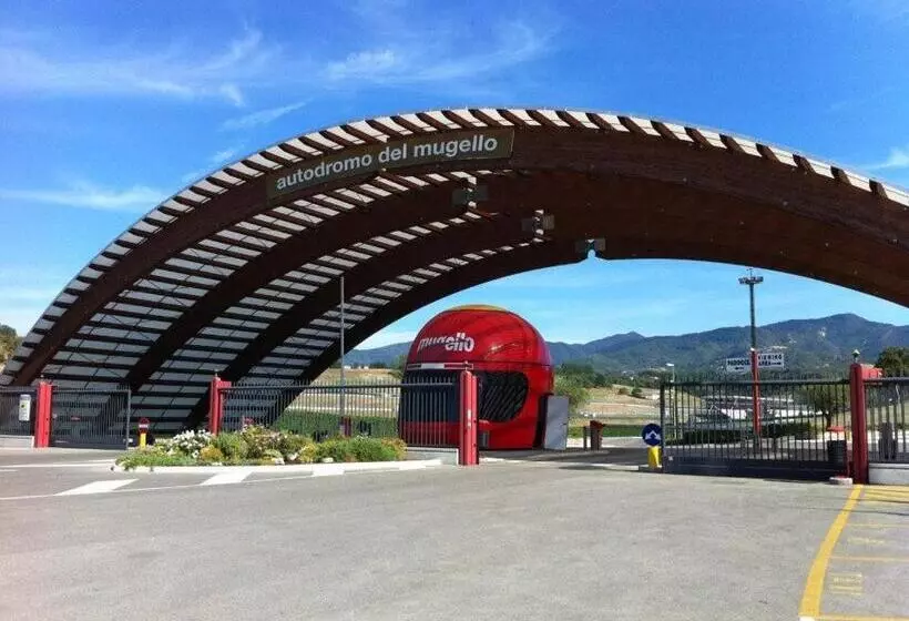 ホテル Agriturismo Il Palazzaccio