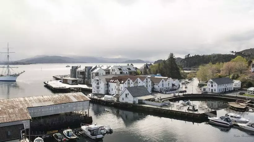 Hotelli Bekkjarvik Gjestgiveri