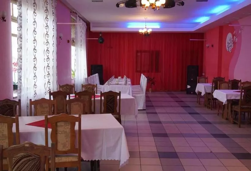 هتل Ludza