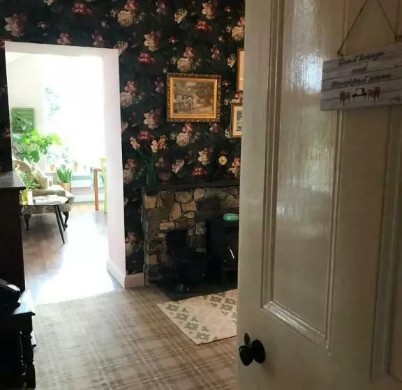 Netherdene Country House Bed & Breakfast