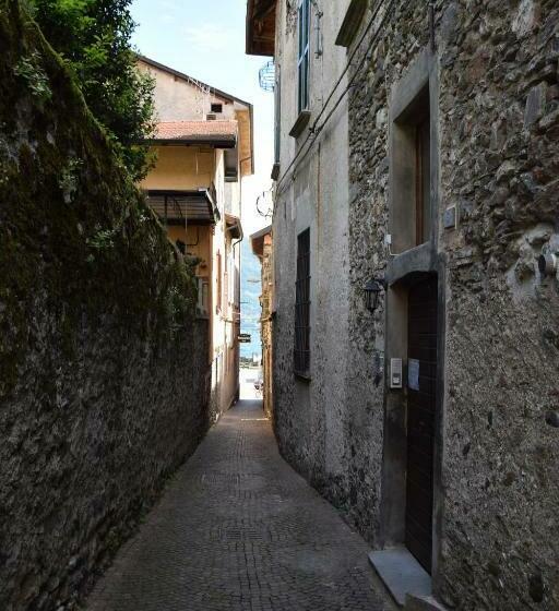 بنسيون Alloggio D Epoca In Centro Storico A Dongo