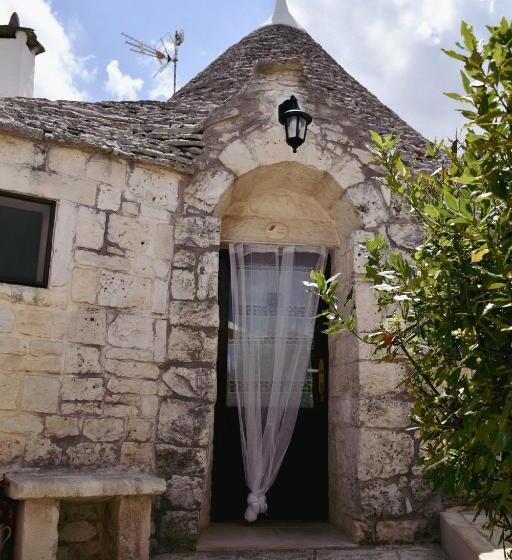 تختخواب و صبحانه Trulli Pastore