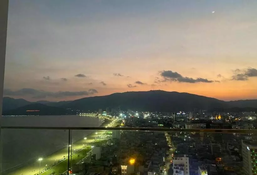 تختخواب و صبحانه Tms   Pullman Luxury Outlet   High Floor Beach View