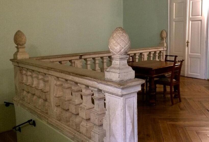 Panzió Althanský Palác