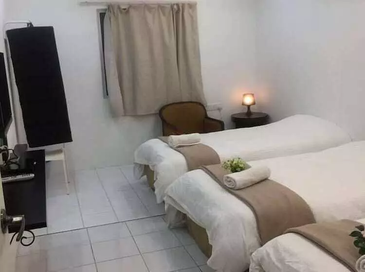 ユースホステル Nautilus Bay Home Inn