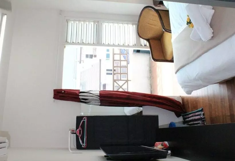 ユースホステル Nautilus Bay Home Inn