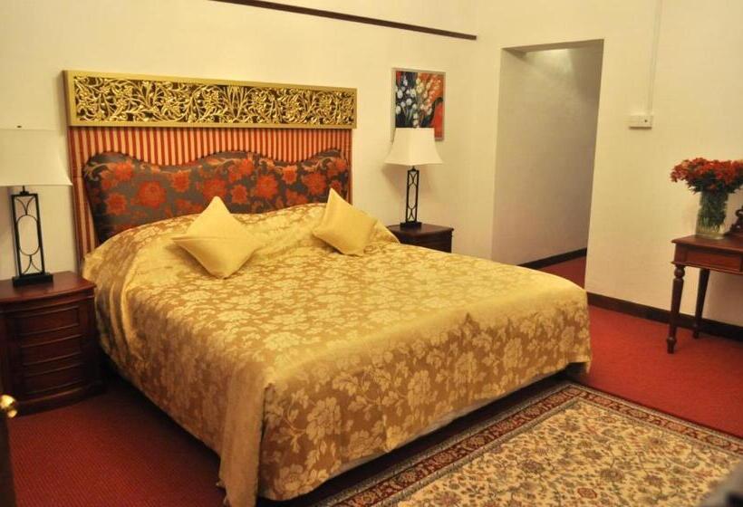 住宿加早餐  Royal Cocoon Nuwara Eliya