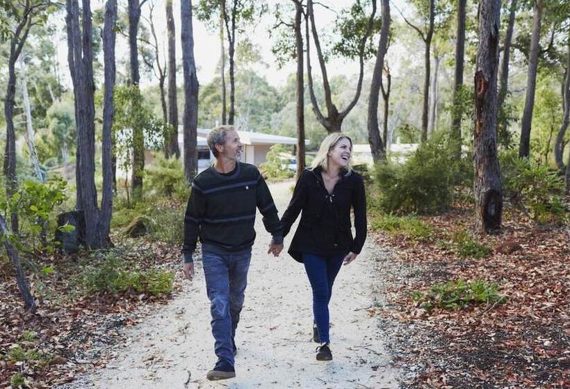 Eight Willows Retreat