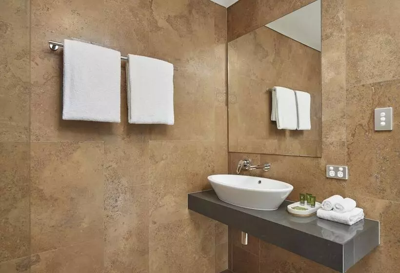 Eight Willows Retreat